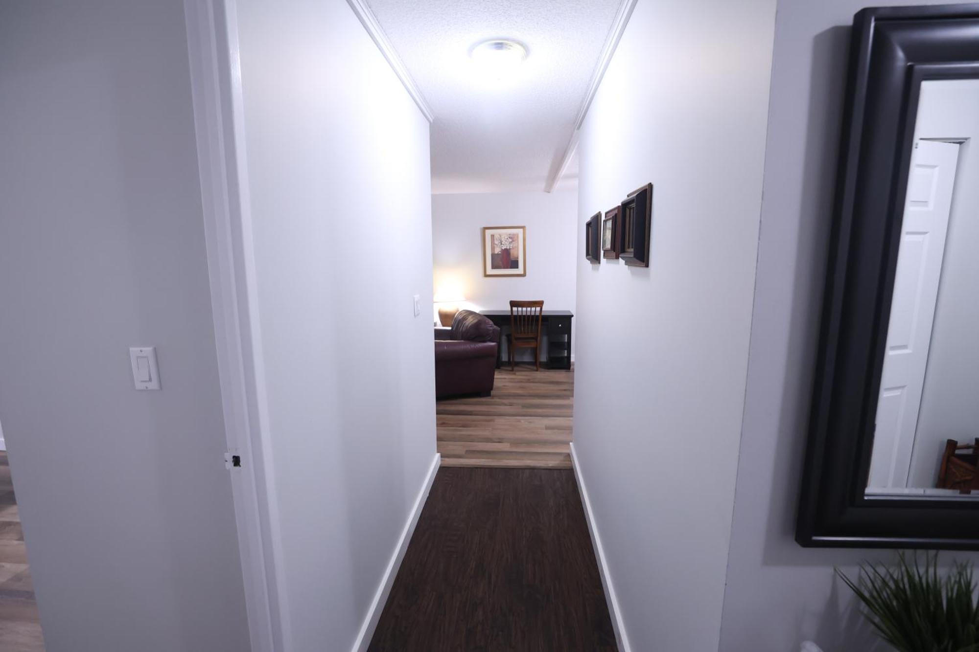 Paris Plaza Apartment Elliot Lake Exterior photo